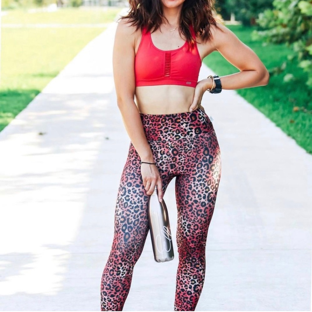 BNWT Leopard 🐆 workout pants by Ellie